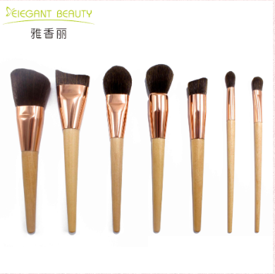 選擇毛刷批發(fā)時主要注意哪些？