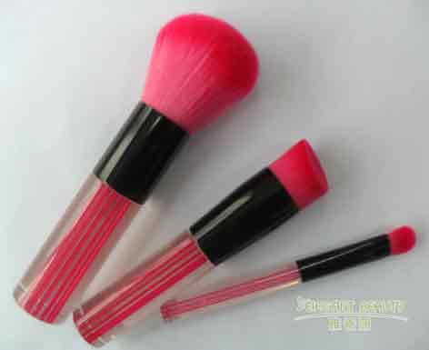 雅香麗教你化妝刷選購(gòu)的方法都有哪些？