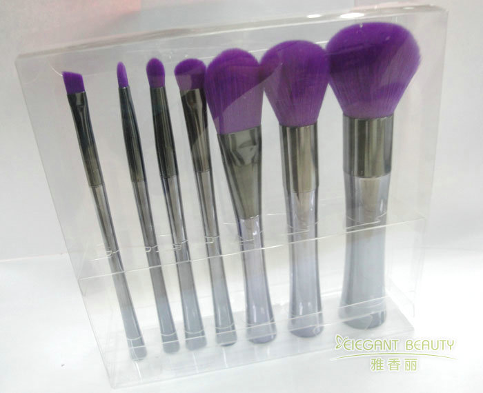 化妝刷套裝中的“隱藏高手”：這些小眾刷型你用過嗎？